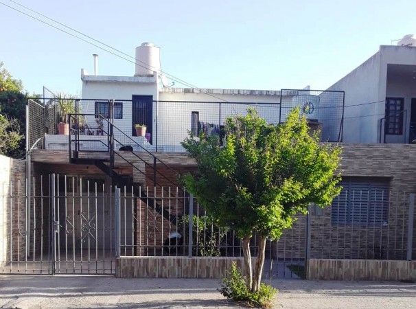 CASA EN VENTA Bº LOS GRANADOS