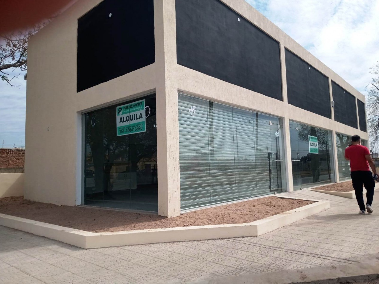 LOCAL COMERCIAL EN VENTA SOBRE AV. PETIROSSI