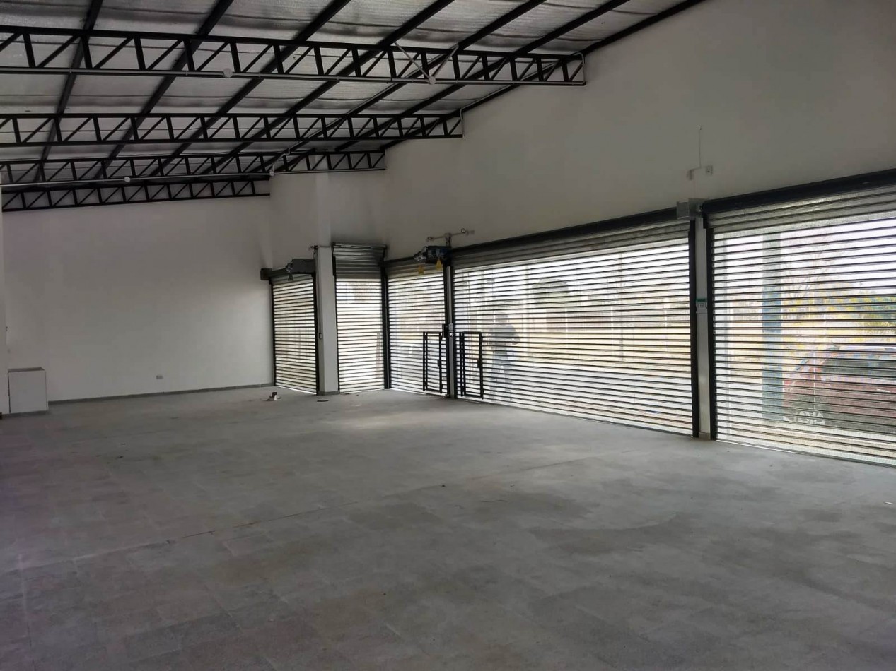 LOCAL COMERCIAL EN VENTA SOBRE AV. PETIROSSI