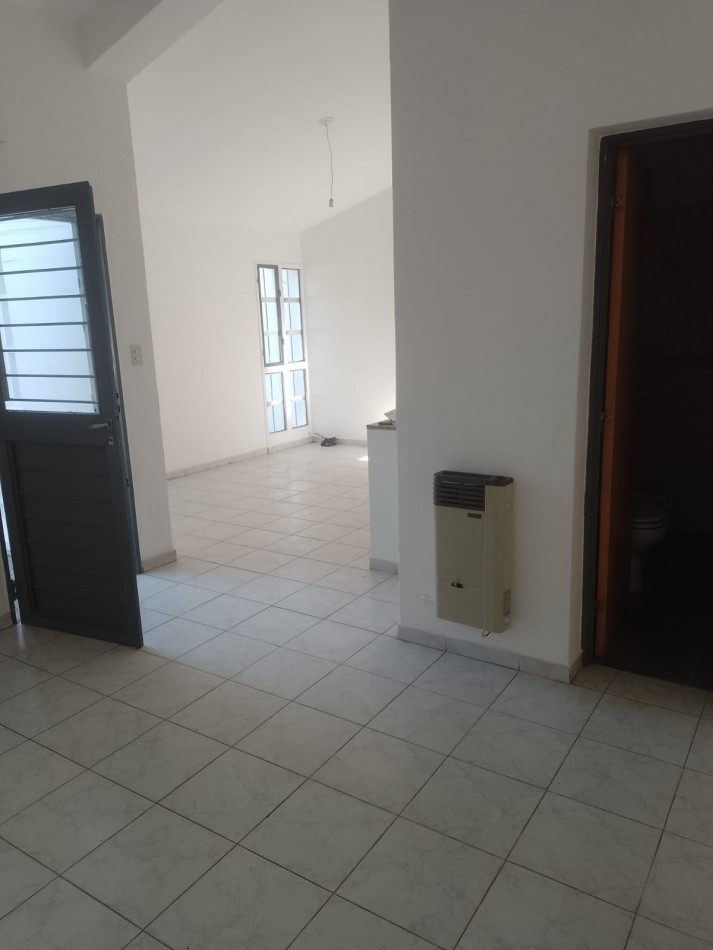 Casa de 1 dormitorio en alquiler en Bo Las Flores 