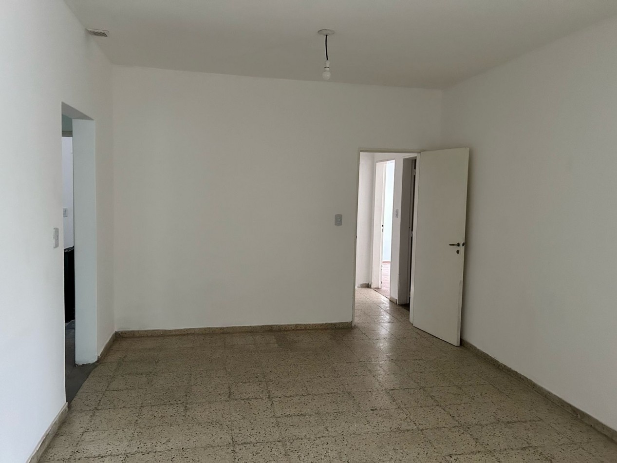 CASA EN ALQUILER BARRIO RESIDENCIAL SANTA ANA