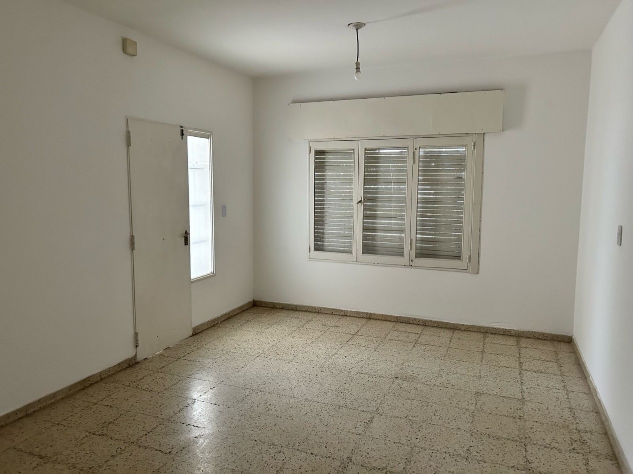 CASA EN ALQUILER BARRIO RESIDENCIAL SANTA ANA