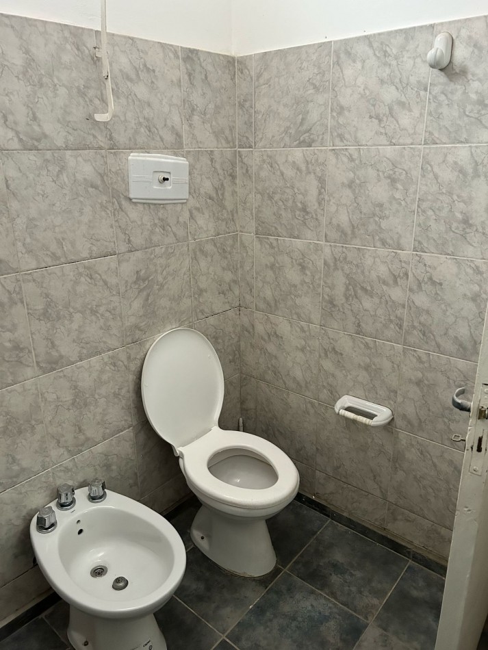 CASA EN ALQUILER BARRIO RESIDENCIAL SANTA ANA