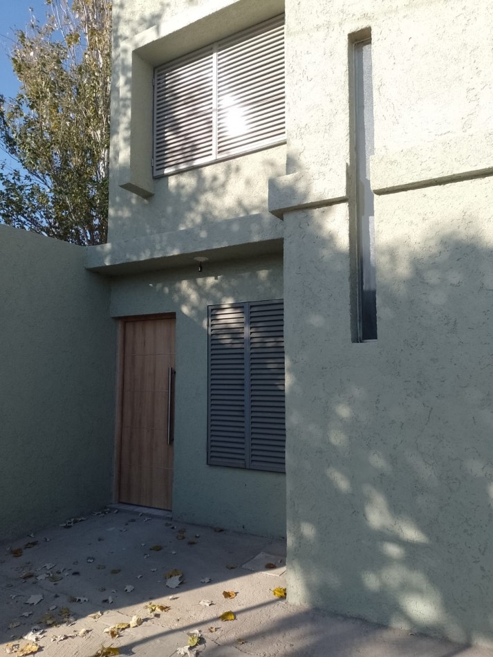 HERMOSO DUPLEX EN ALQUILER Bo LOS NARANJOS