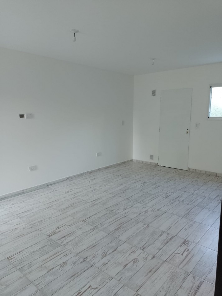 HERMOSO DUPLEX EN ALQUILER Bo LOS NARANJOS