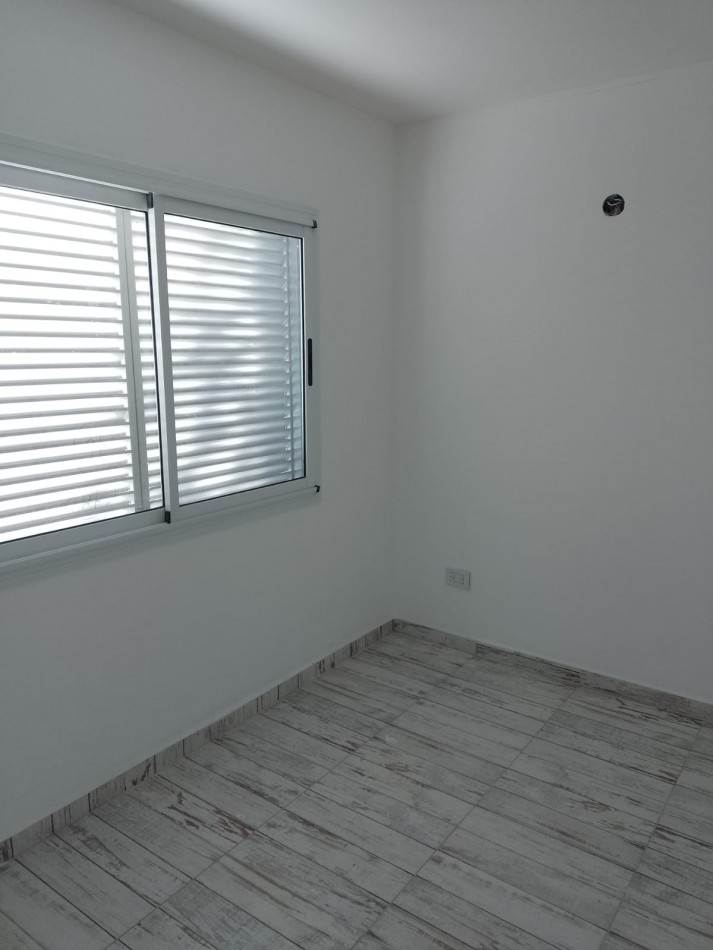 HERMOSO DUPLEX EN ALQUILER Bo LOS NARANJOS