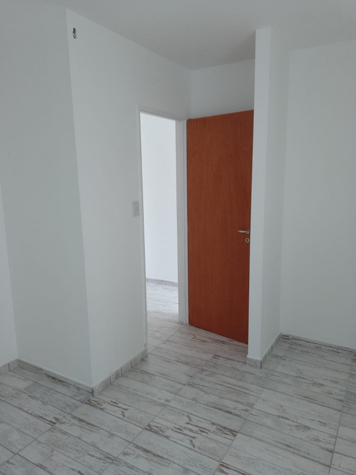 HERMOSO DUPLEX EN ALQUILER Bo LOS NARANJOS