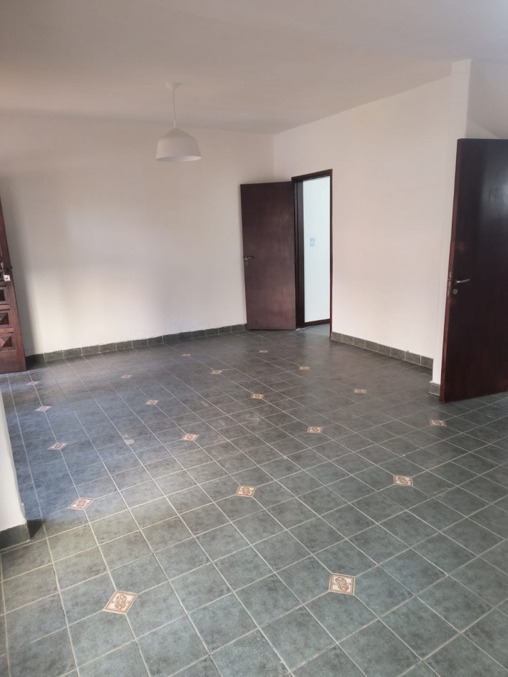 CASA EN ALQUILER ZONA RUTA 20