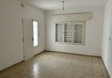 CASA EN ALQUILER BARRIO RESIDENCIAL SANTA ANA